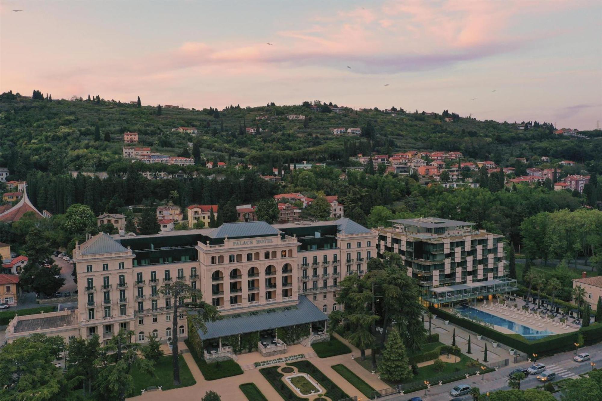 Hotel Kempinski Palace Portoroz Exterior photo
